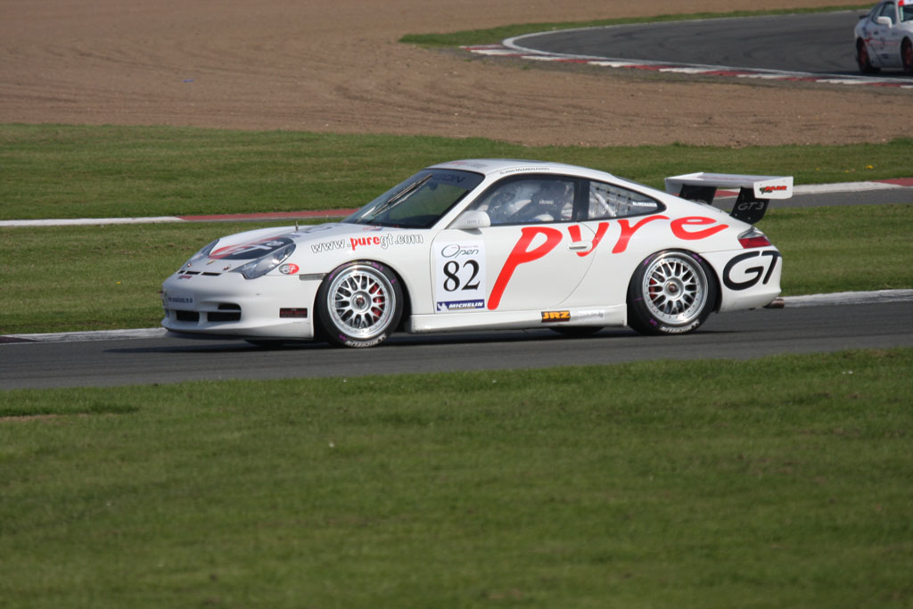 AutoSmugcom Porsche 911 996 GT3 Cup images page 1