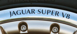 HighgateHouse Decals for Jaguar Super V8 Wheels