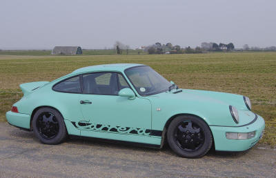 HighgateHouse Customer Car - Porsche 964 Carrera 2 owned by renowned motoring journalist Johnny Tipler